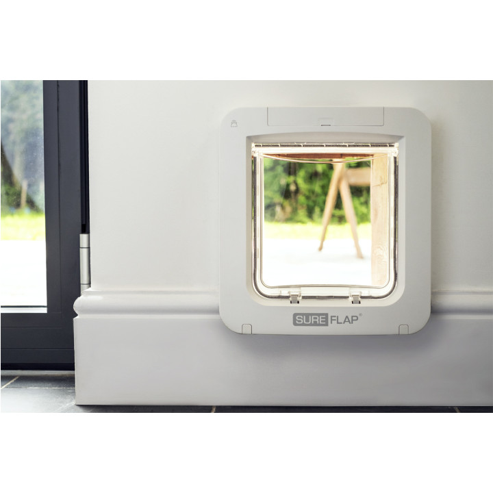 Gatera SureFlap con Microchip - kompymascotas.com