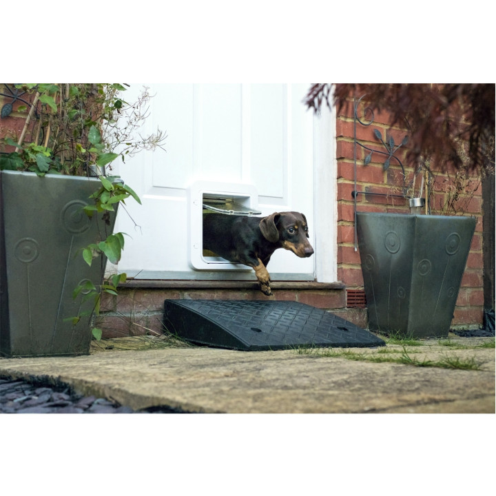 Puerta con Microchip SureFlap® Connect + Hub - kompymascotas.com