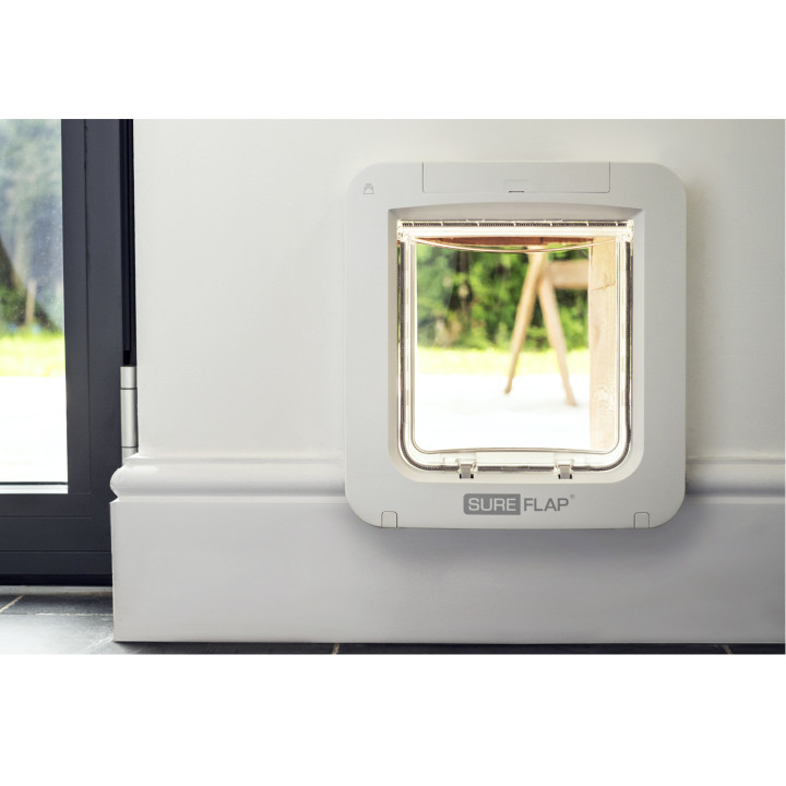 Puerta con Microchip SureFlap® Connect + Hub - kompymascotas.com